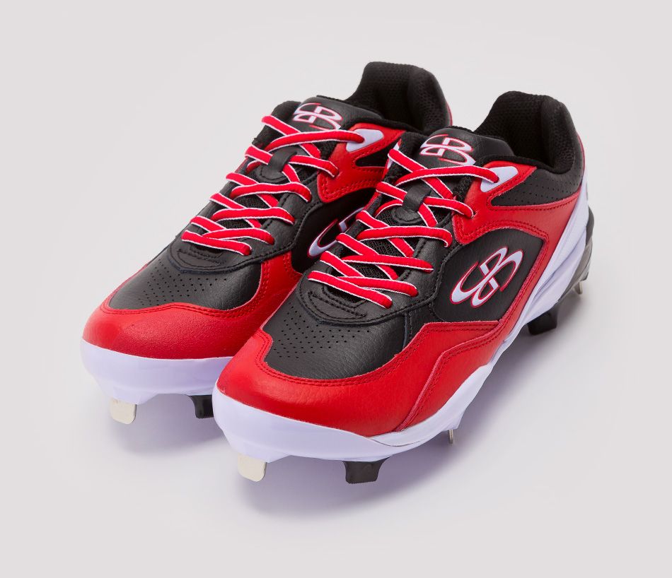 endura hybrid molded and metal cleats